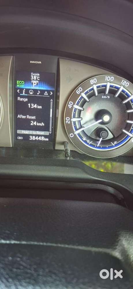 Toyota Innova Crysta 2017 Diesel 40000 Km Driven