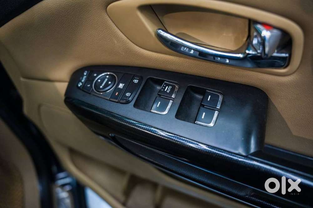 Kia Carnival Limousine, 2021, Diesel