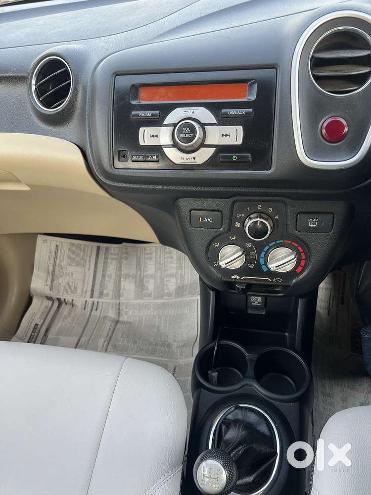 Honda Mobilio 1.5 S I-vtec Mt, 2015, Petrol