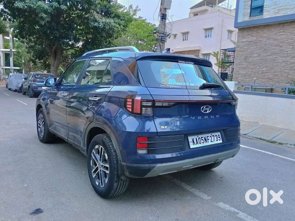 Hyundai Venue Sx (o) Mt 1.5 Diesel, 2022, Diesel