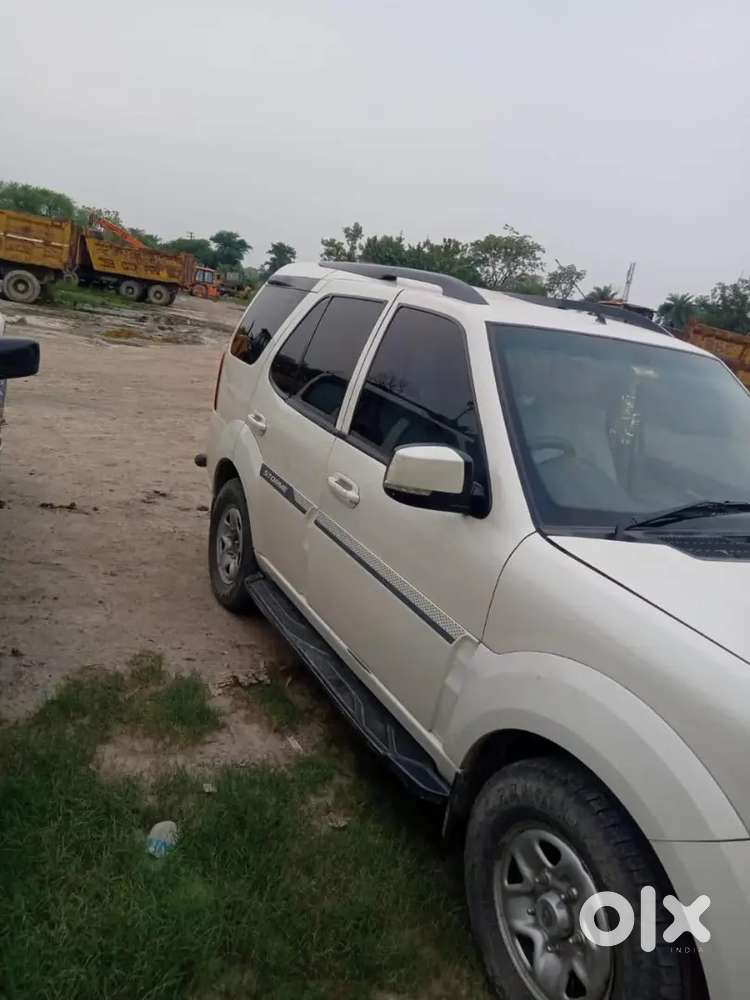 Tata Safari Storme 2013 Diesel 80000 Km Driven