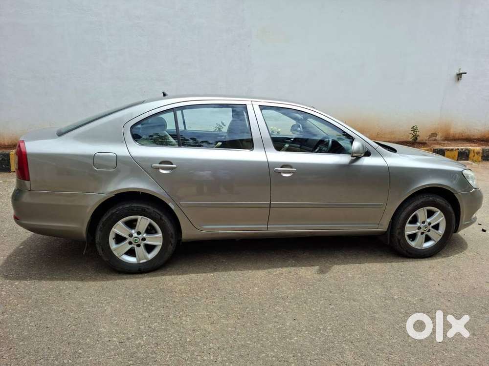 Skoda Laura 2.0 Diesel Manual