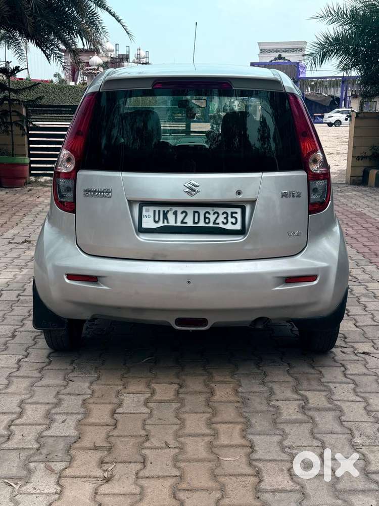 Maruti Suzuki Ritz Genus Vxi, 2013, Petrol