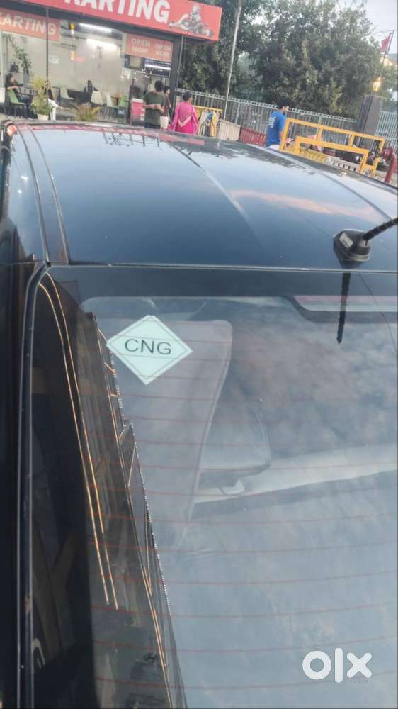 Hyundai Aura 2022 Cng & Hybrids 75500 Km Driven