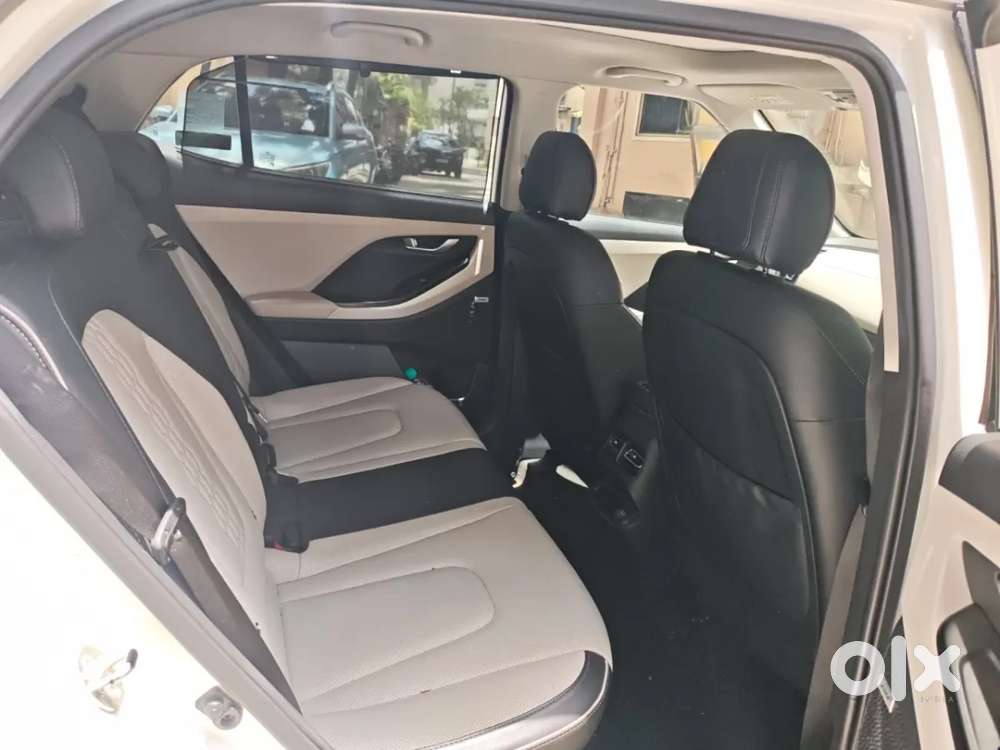 Hyundai Creta Sx (o) 1.5 Petrol Cvt, 2023, Petrol