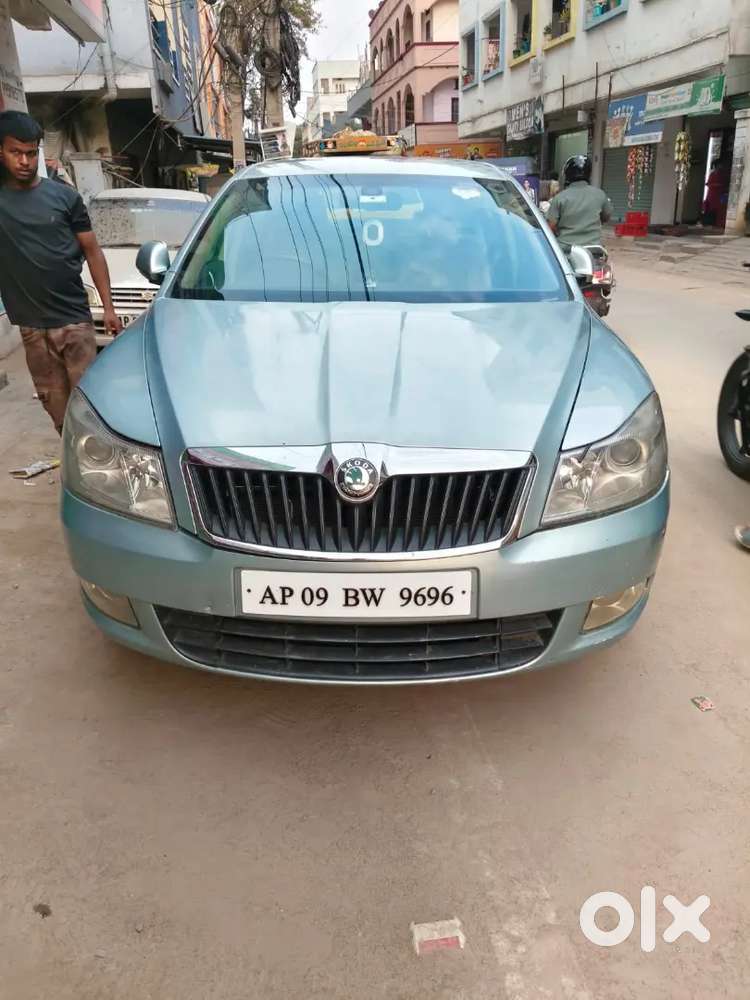Skoda Laura 2011 Diesel 165000 Km Imported Roof ...r.c Valid  2030 Dec