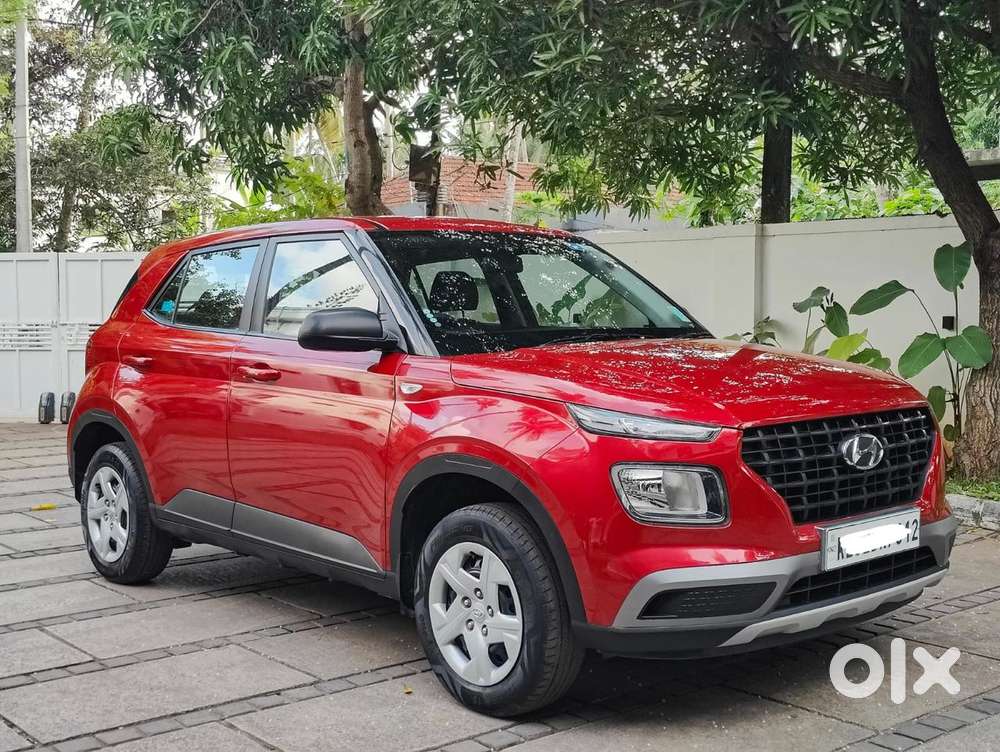 Hyundai Venue E, 2019, Petrol