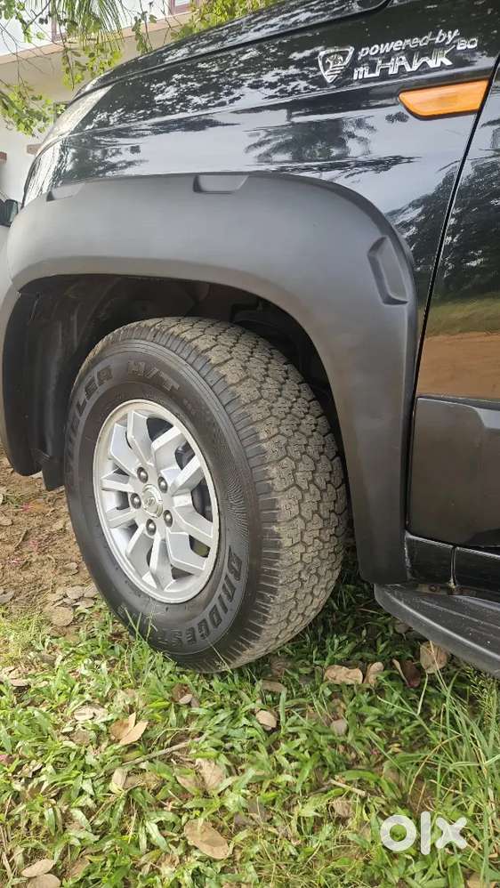 Mahindra Tuv 300 2016 Manual (teacher Used)