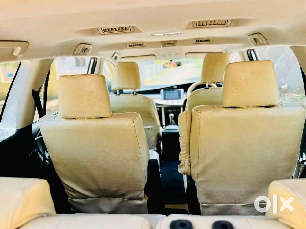 Toyota Innova Crysta 2.4 G Mt 7 Str, 2020, Diesel