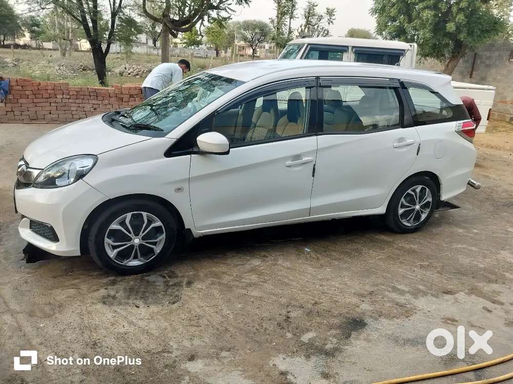Honda Mobilio 2015 Model