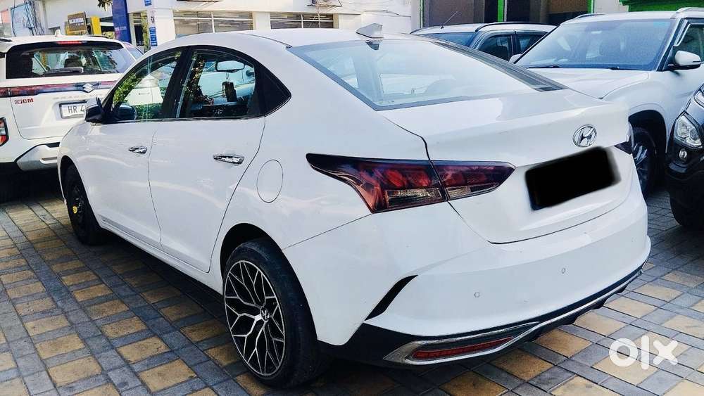 Hyundai Verna 1.5 Sx Diesel Mt, 2022, Diesel