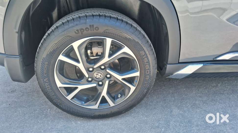 Toyota Urban Cruiser Hyryder 1.5 V Hybrid, 2024, Petrol