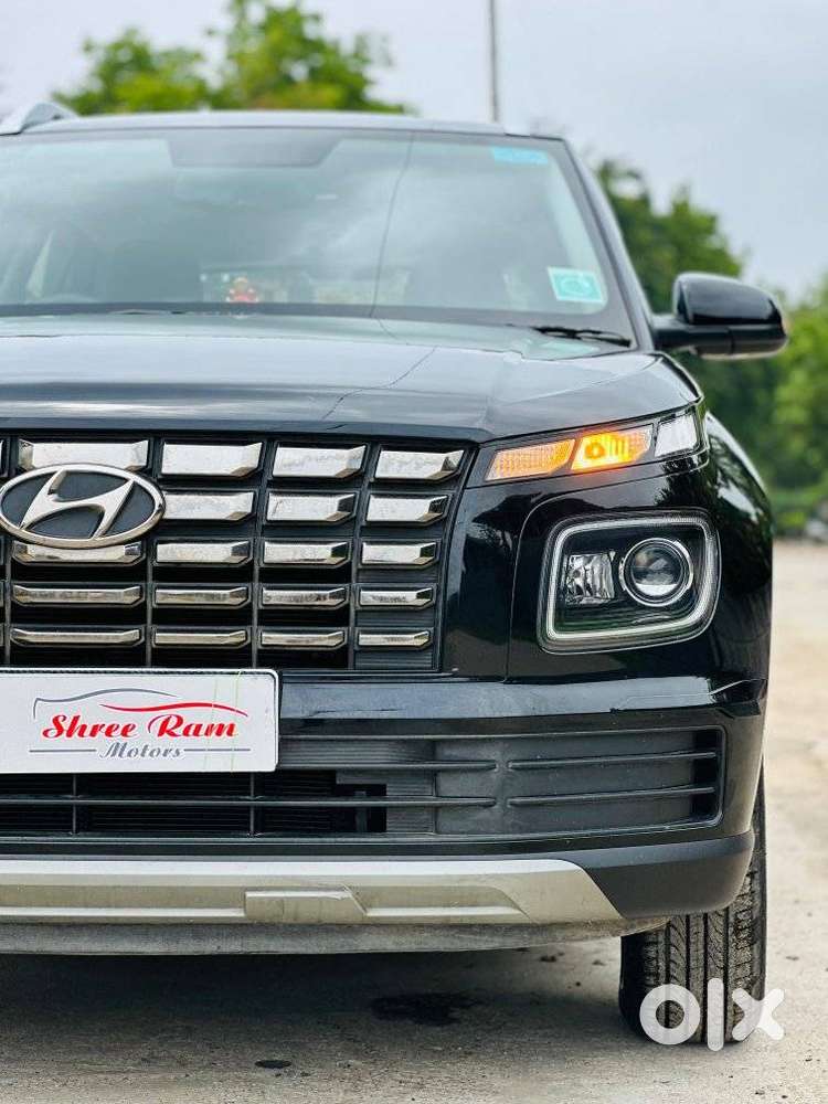 Hyundai Venue Sx 1.2 Mt Knight Edition, 2023, Petrol