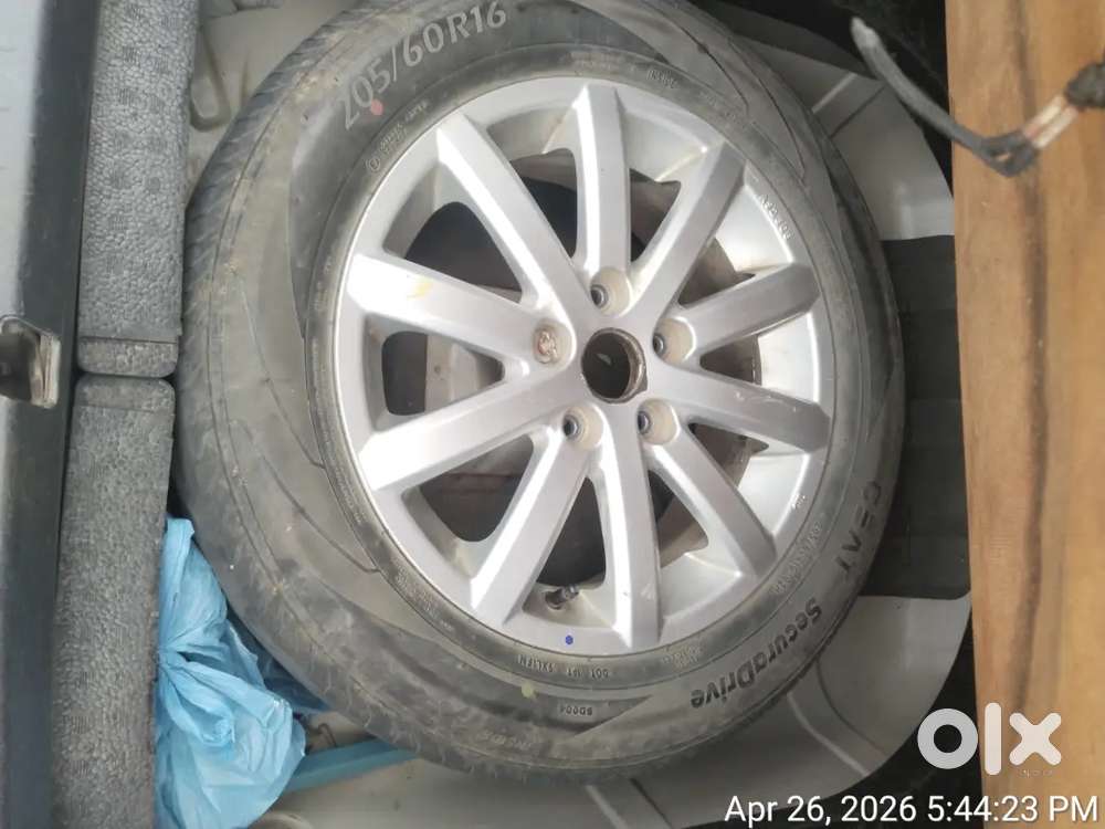 Showroom Maintenance