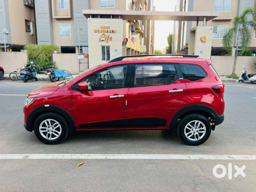 Renault Triber 1.0 Rxz Dual Tone, 2021, Petrol