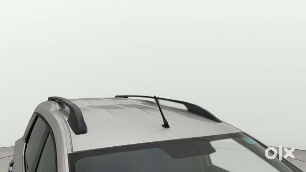 Renault Triber Rxt, 2023, Petrol