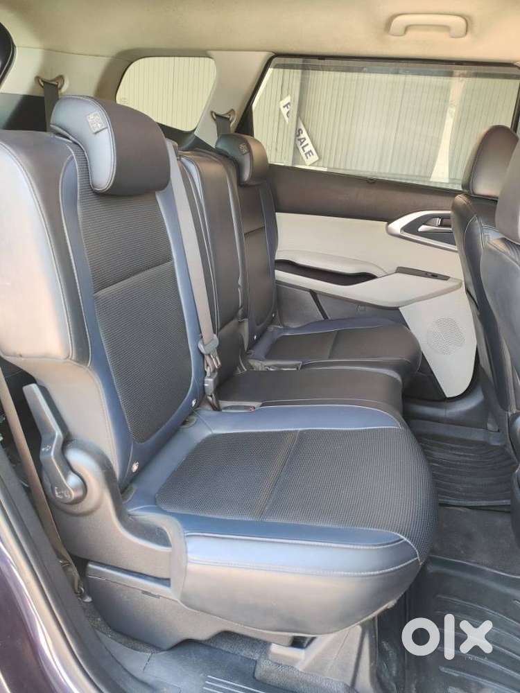 Kia Carens, 2024, Petrol