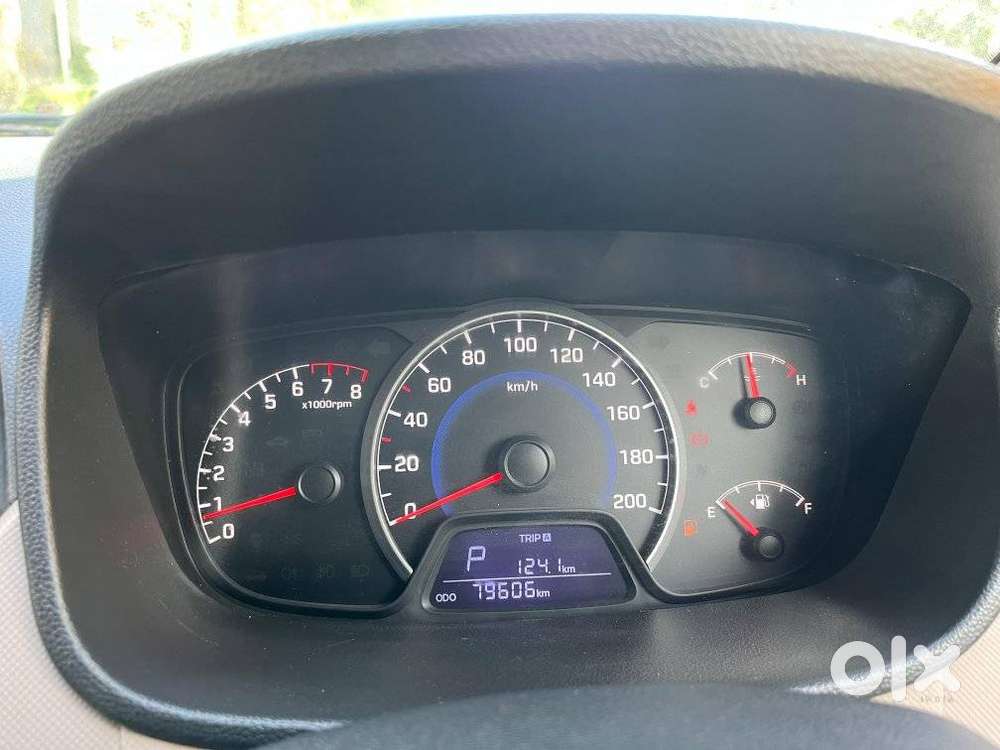 Hyundai I10 Asta At, 2015, Petrol