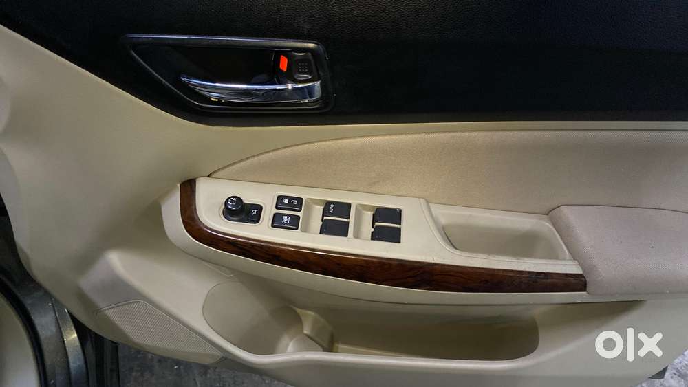 Maruti Suzuki Swift Dzire 1.2 Zxi Bsiv, 2018, Petrol