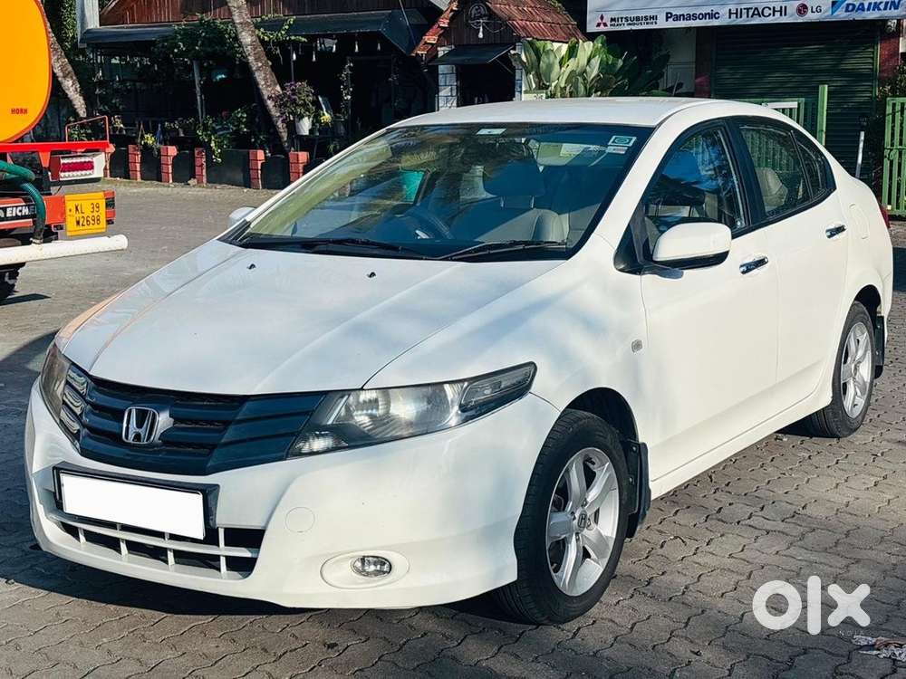 Honda City At