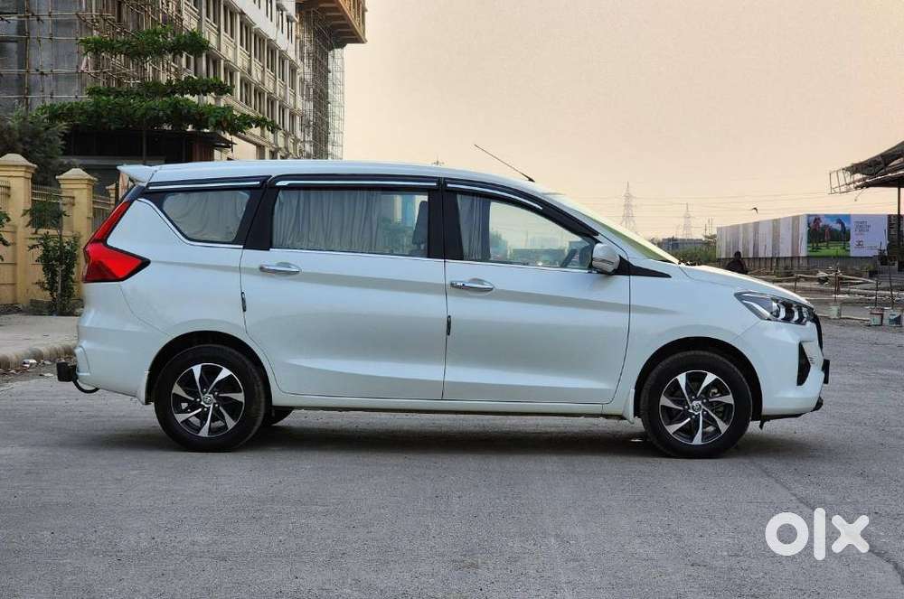 Toyota Rumion V Mt, 2024, Petrol