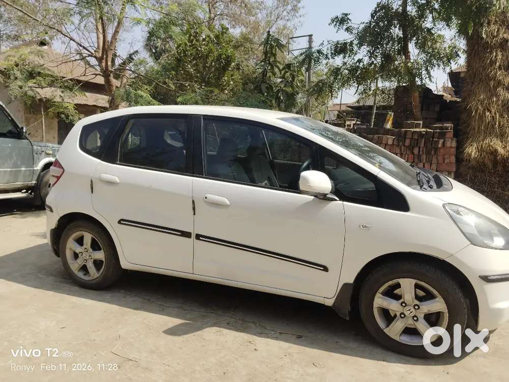 Honda Jazz 2011 Petrol Well Maintained