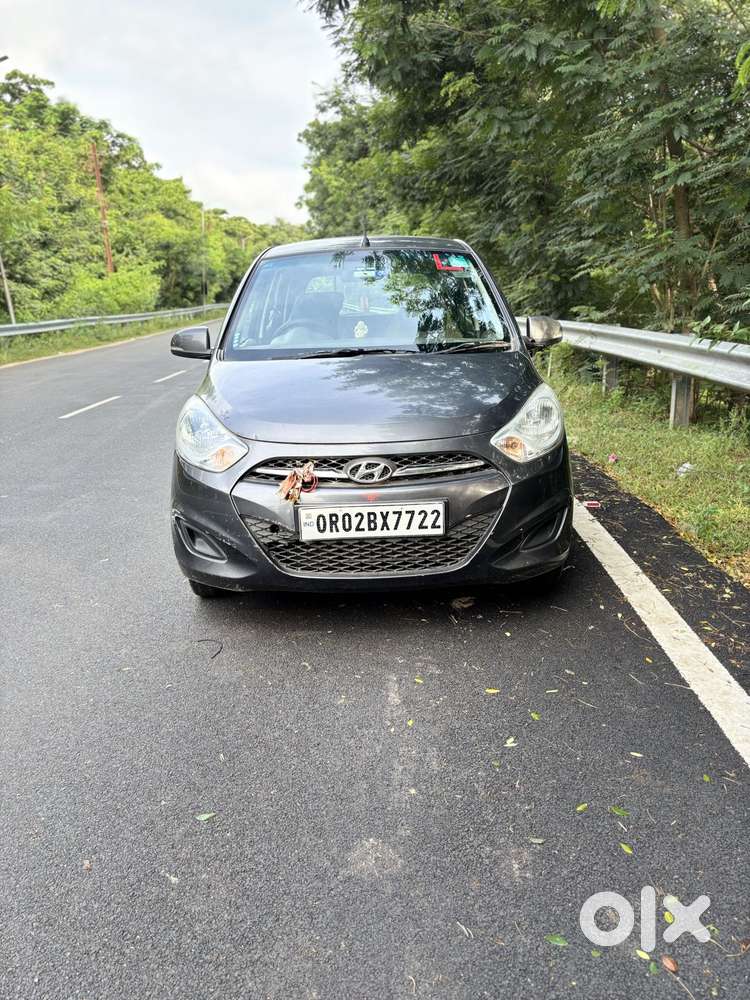 Hyundai I10 Sportz At, 2012, Petrol