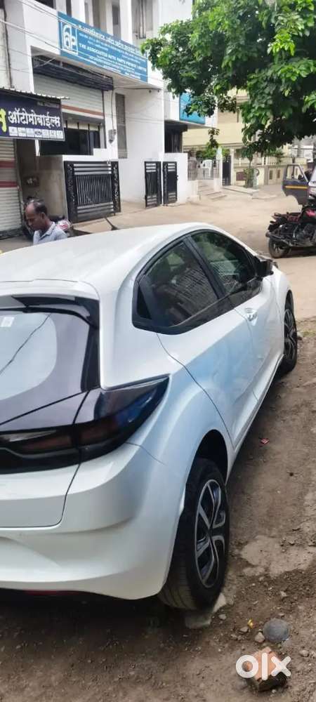 Tata Altroz 1.2 Xm Petrol 2021