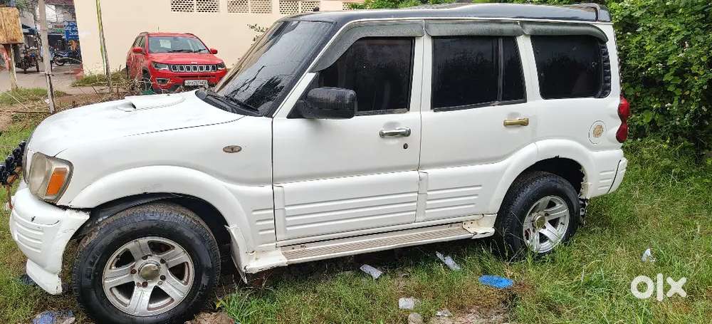 Mahindra Scorpio Getaway 2008 Diesel 233000 Km Driven
