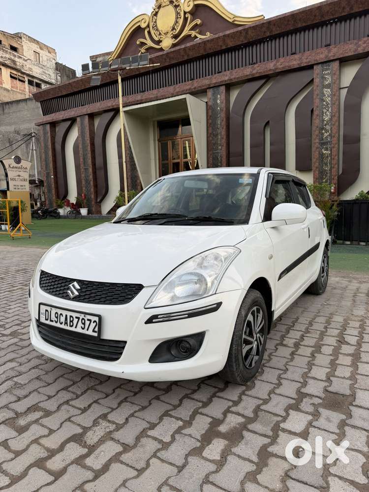 Maruti Suzuki Swift Lxi Option, 2012, Petrol