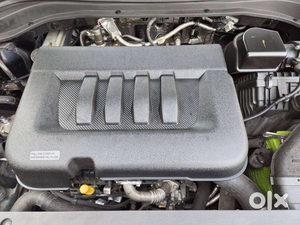 Mahindra Xuv700 2.2 Ax 7 Diesel Mt Luxury Pack Str, 2023, Diesel