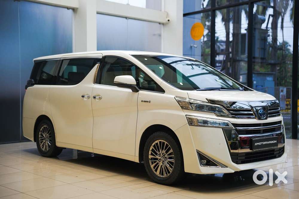 Toyota Vellfire Vip – Executive Lounge, 2022, Petrol