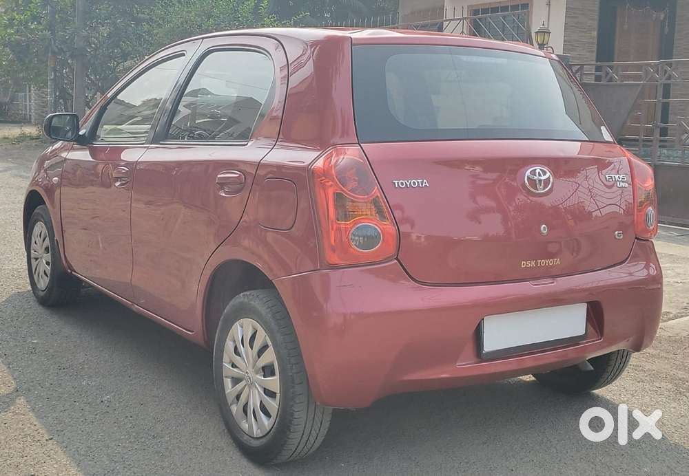 Toyota Etios Liva 2011-2012 G, 2011, Petrol