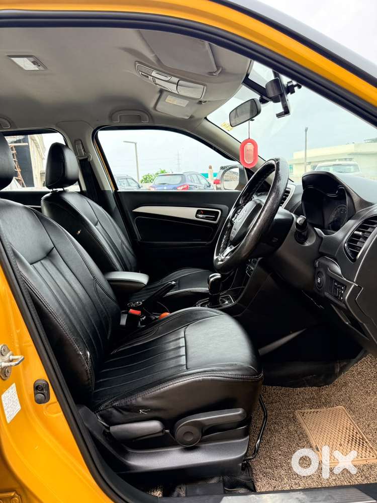 Maruti Suzuki Brezza Zxi Plus At, 2018, Diesel