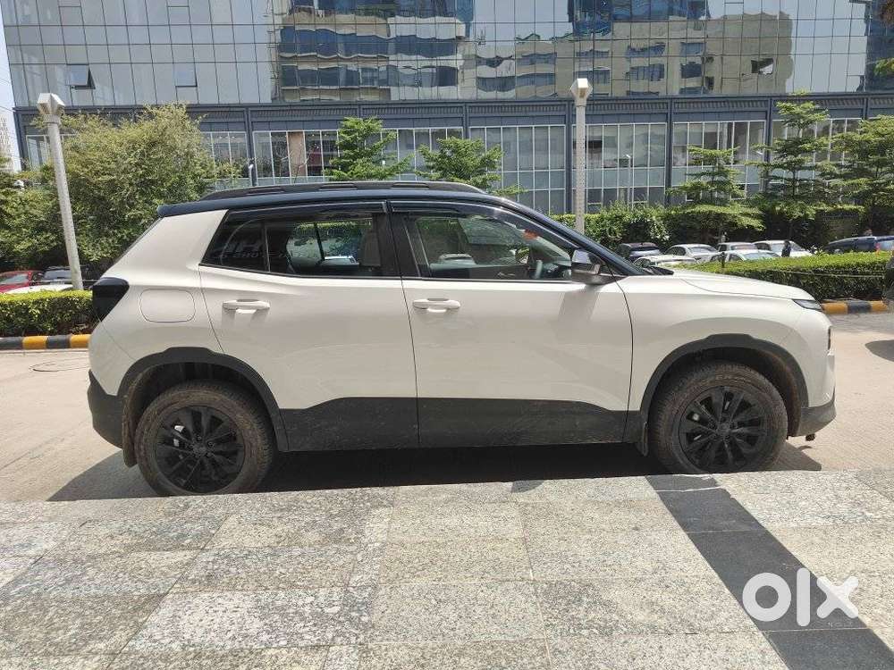 Skoda Kylaq Signature, 2026, Petrol