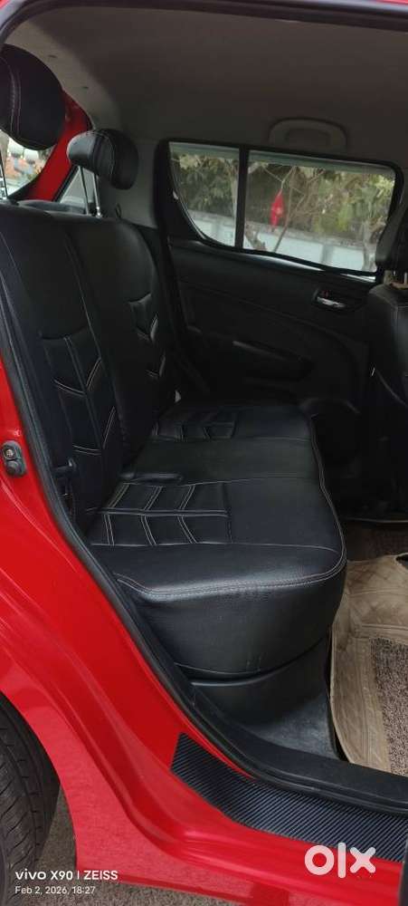 Maruti Suzuki Swift Vxi + Manual, 2017, Petrol