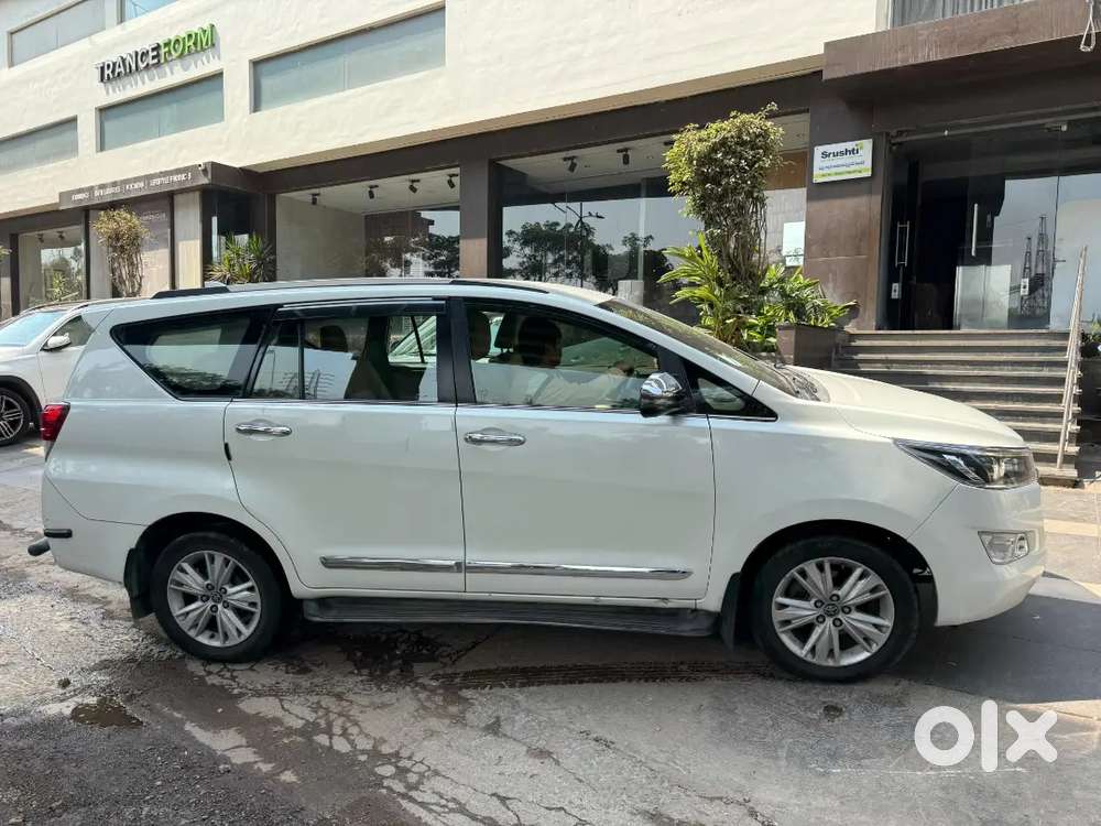 Toyota Innova Crysta 2019