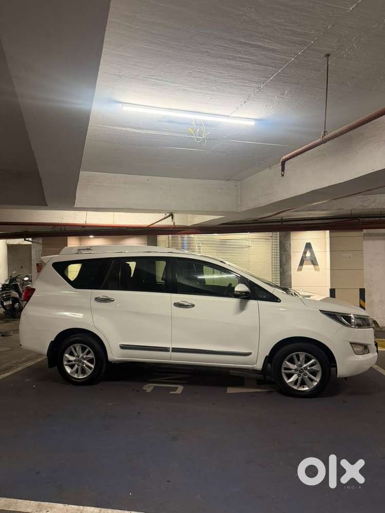 Toyota Innova Crysta 2.8 Gx At, 2016, Diesel