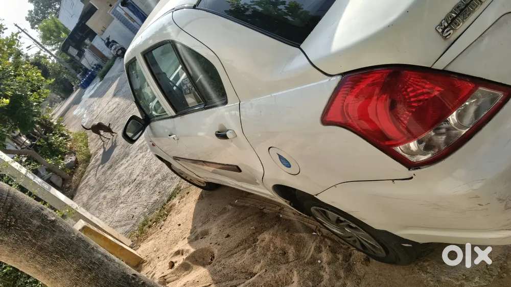 Maruti Suzuki Dzire 2015