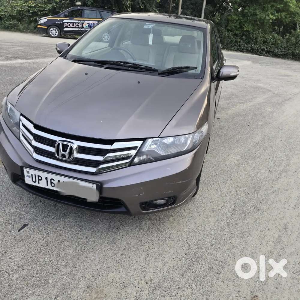 Honda City I-vtec Automatic Dec 2012  Cng + Petrol  Sunroof  Paddle