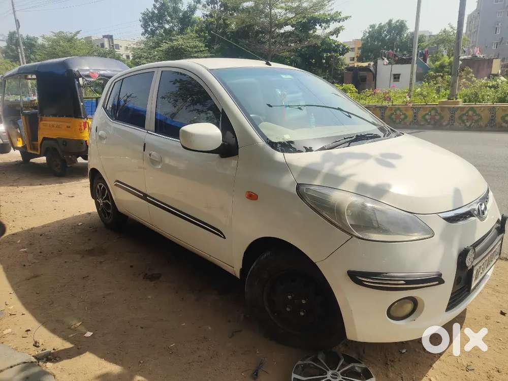 Hyundai I10 2009 Petrol 84000 Km Driven