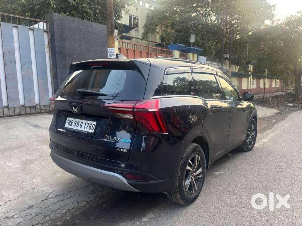 Mahindra Xuv700 2.0 Ax 5 Petrol At Str, 2022, Petrol