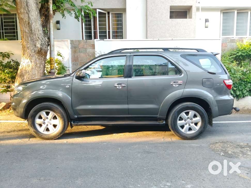 Toyota Fortuner 3.0 4x4 Manual, 2011, Diesel