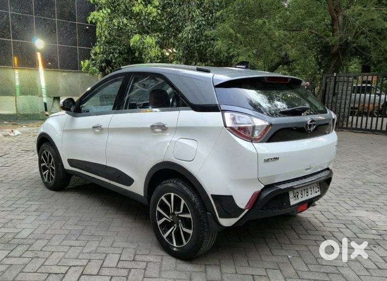 Tata Nexon 1.5 Revotorq Xza Plus Dual Tone Roof Amt, 2018, Diesel