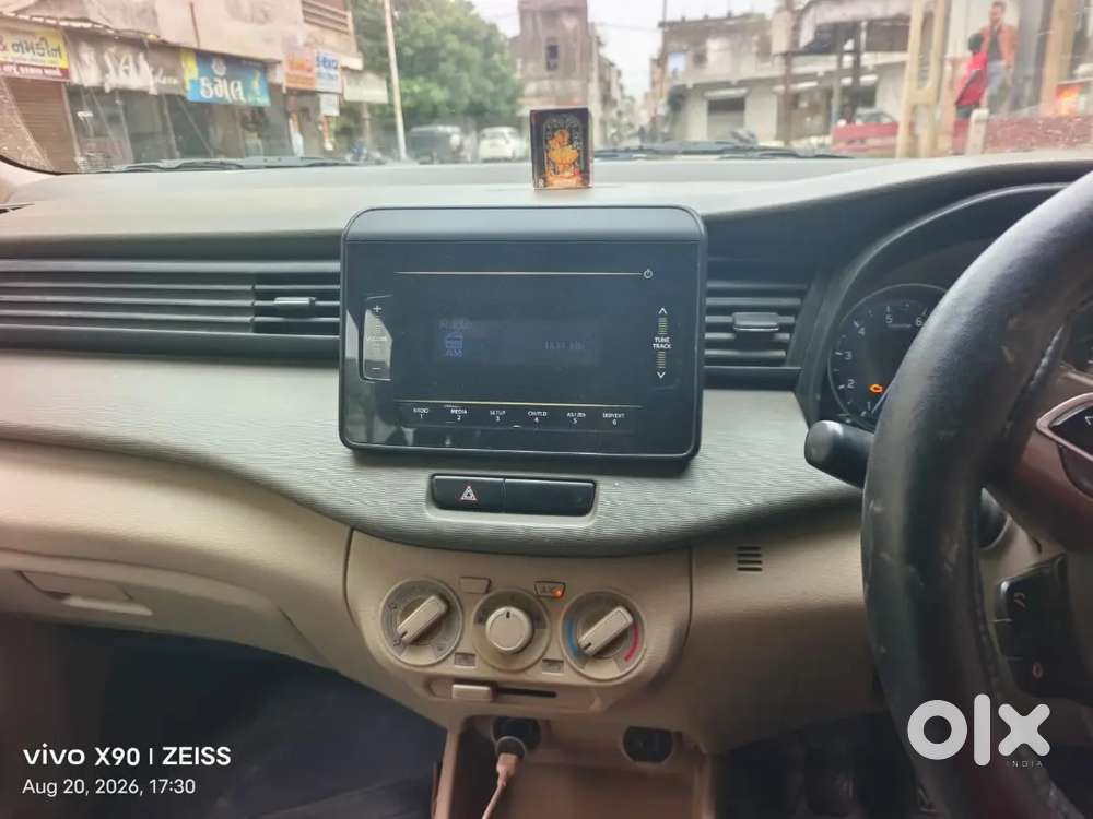 Maruti Suzuki Ertiga Lxi 2022