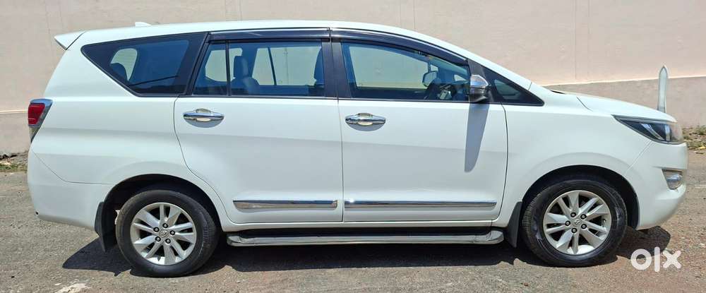 Toyota Innova Crysta 2.7 Gx At 8s, 2020, Diesel