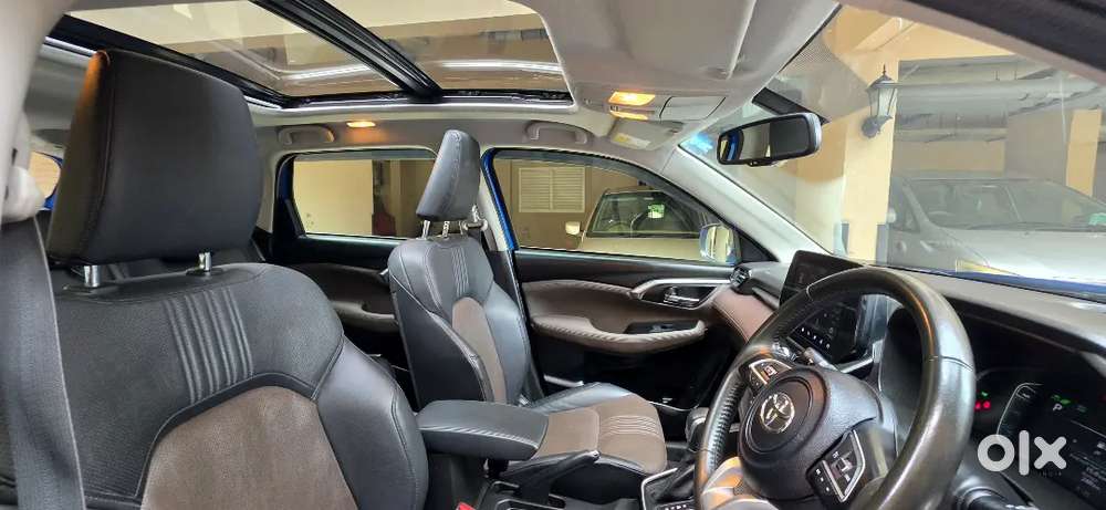 Toyota Urban Cruiser 2022 Hybrid V At