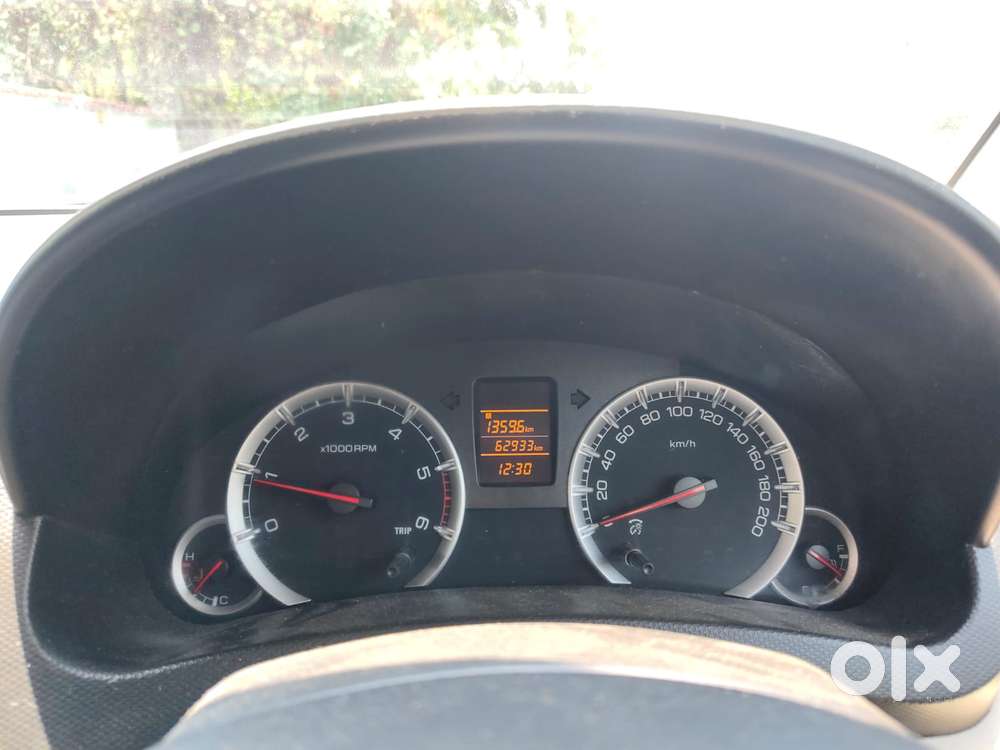 Maruti Suzuki Swift Dzire Vdi Regalia Limited Edition Mt, 2015, Dies..