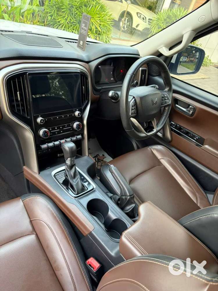 Mahindra Scorpio, 2022, Petrol