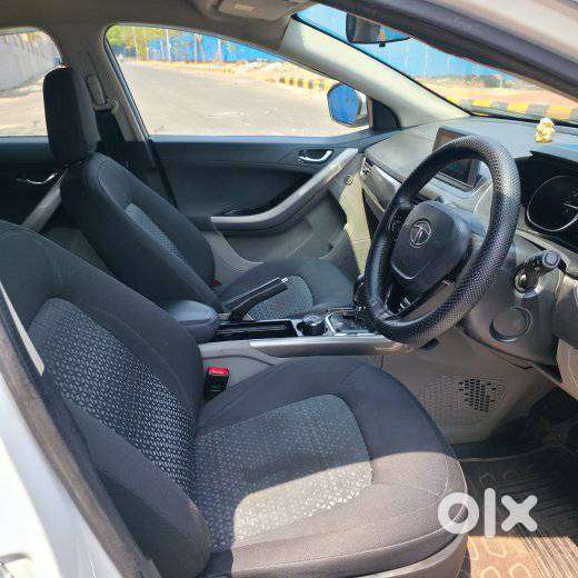 Tata Nexon 1.5 Revotorq Xza Plus S Amt, 2018, Diesel